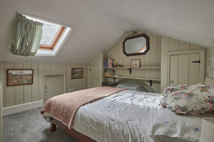 Bedroom 4- click for photo gallery